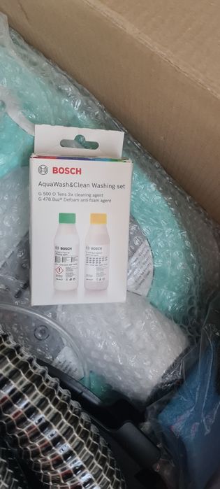 Aspirator Bosch seria 4 cu spălare