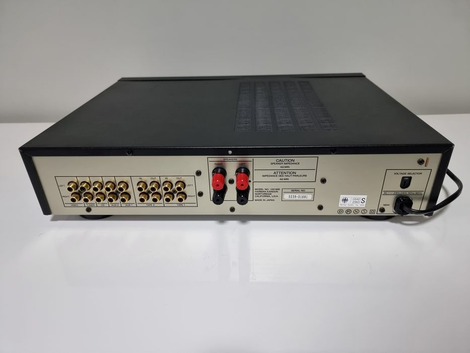 Harman/Kardon HK 1400 line amplifier