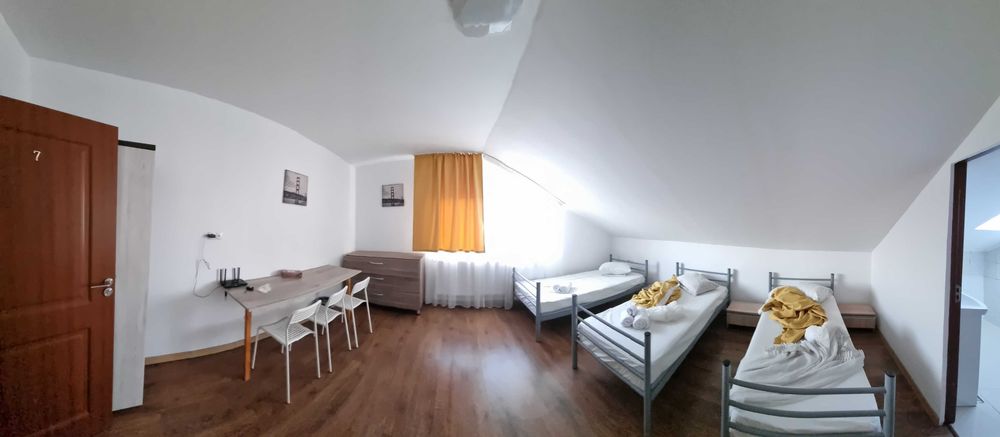 Cazare studenti Brasov - camin studentesc privat cu baie proprie, Wi-Fi si bucatarie utilata