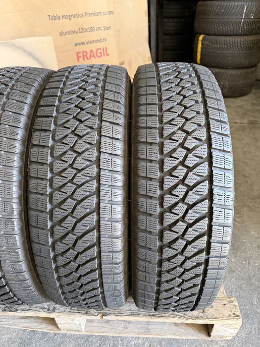 4 anvelope iarna 205/65/16 C , Bridgestone , 7-7.7 mm !