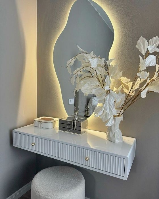 Комоды, тумбочки, консоли, шкафчики