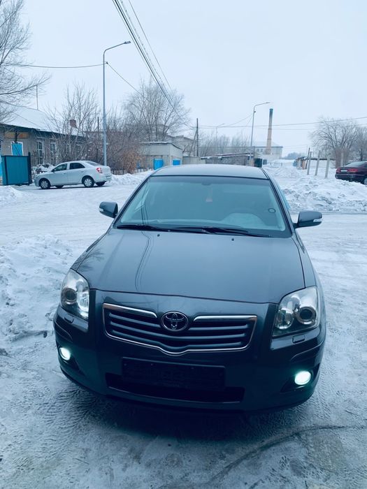 Тойота Авенсис Т25