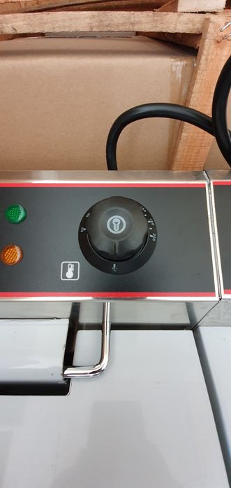 Friteuza profesionala electrica cu robineti -TRANSPORT GRATUIT