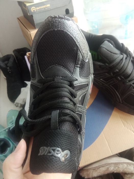 Продам мужские летние кросовки