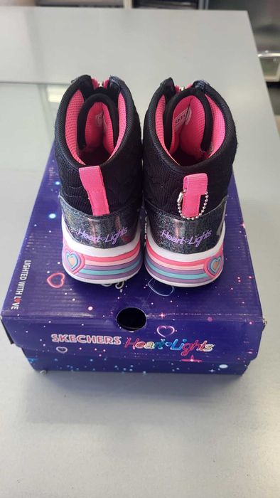 Sneakers Skechers, numar 32