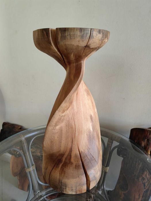 Арт помощна масичка