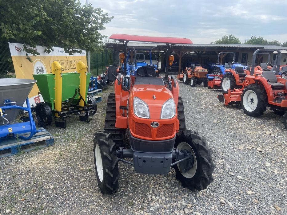 Tractor japonez kubota T240, 4x4 pe senile, 24 cp