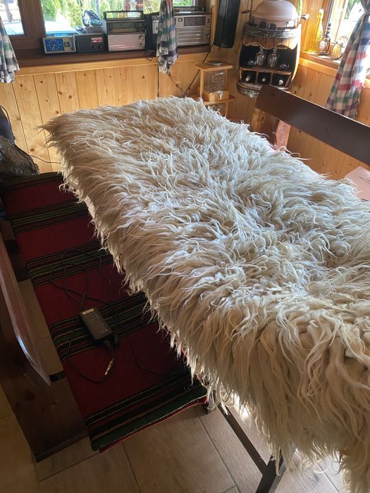 Халище от истинска вълна от Родопите