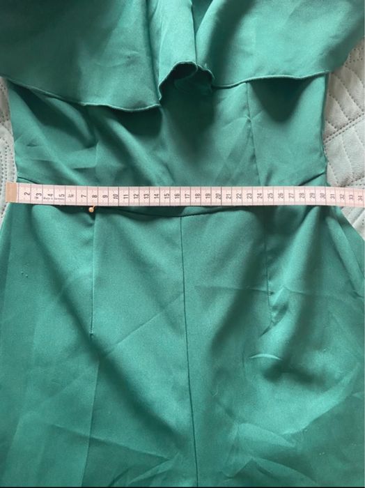 Salopeta eleganta, cu volan la decolteu, Poema, marimea 34