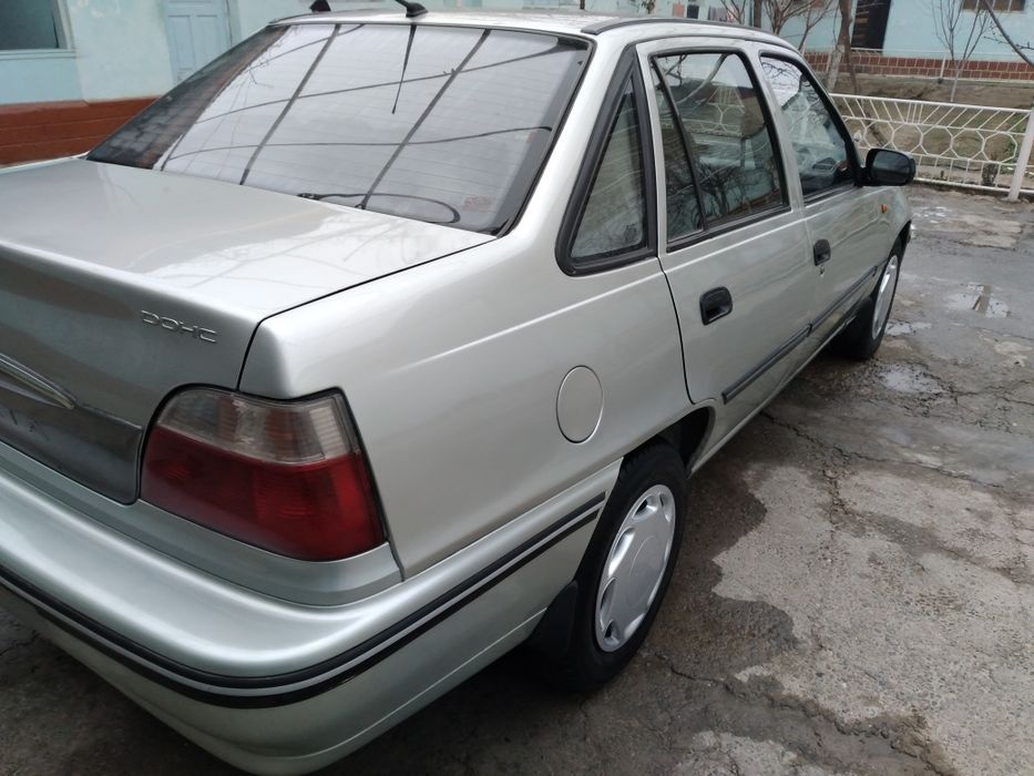 Nax yo vekup sotiladi yili2006 mayor qilingan 4ta yumwoq balon akumlat