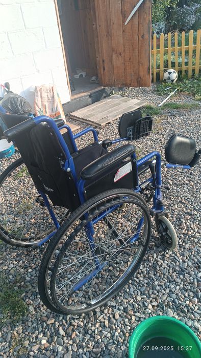 Продам инвалидную коляску.