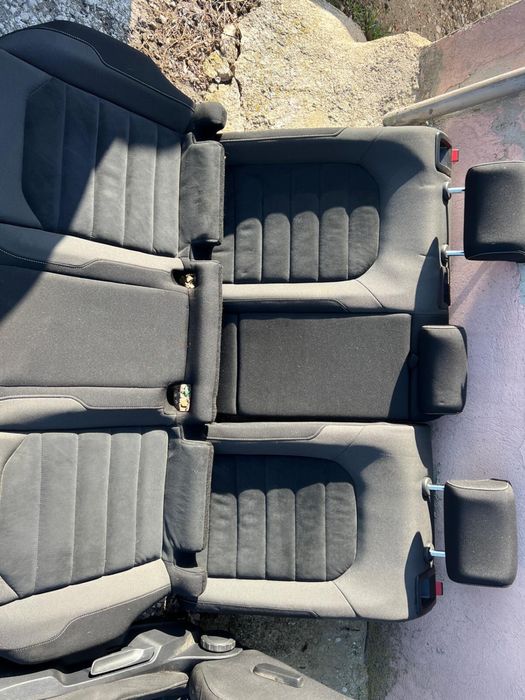 Салон от VW Golf 7 хечбег обикновен плат подгрев алкантар  ном 106