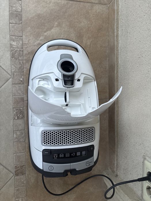 Aspirator Miele S8340 pentru piese