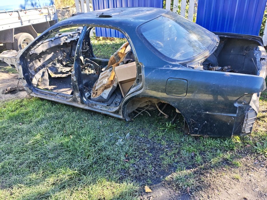 Разбор Toyota carina ed