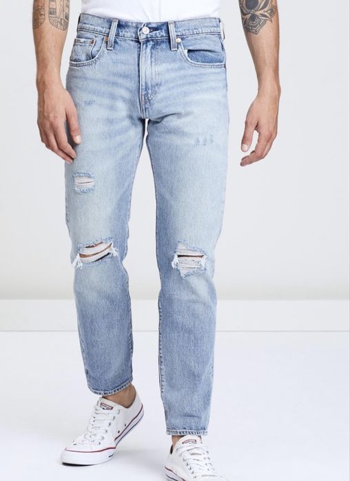 Къси дънкови панталони и дънки Levi’s