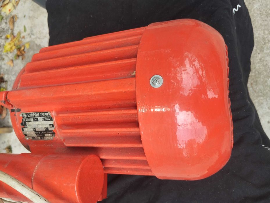 Електродвигател електромотор монофазен