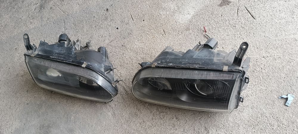 Фары Митсубиси Делика булка