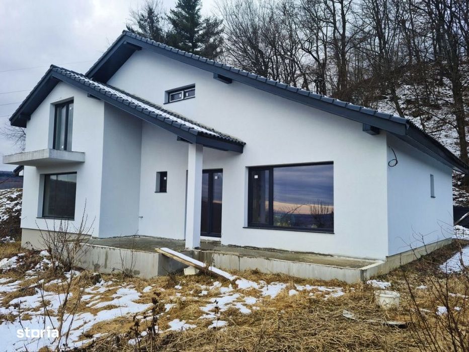 Casa P+M deosebita, 159 mp utili, situata pe Valea Capriorii,  FeleacU