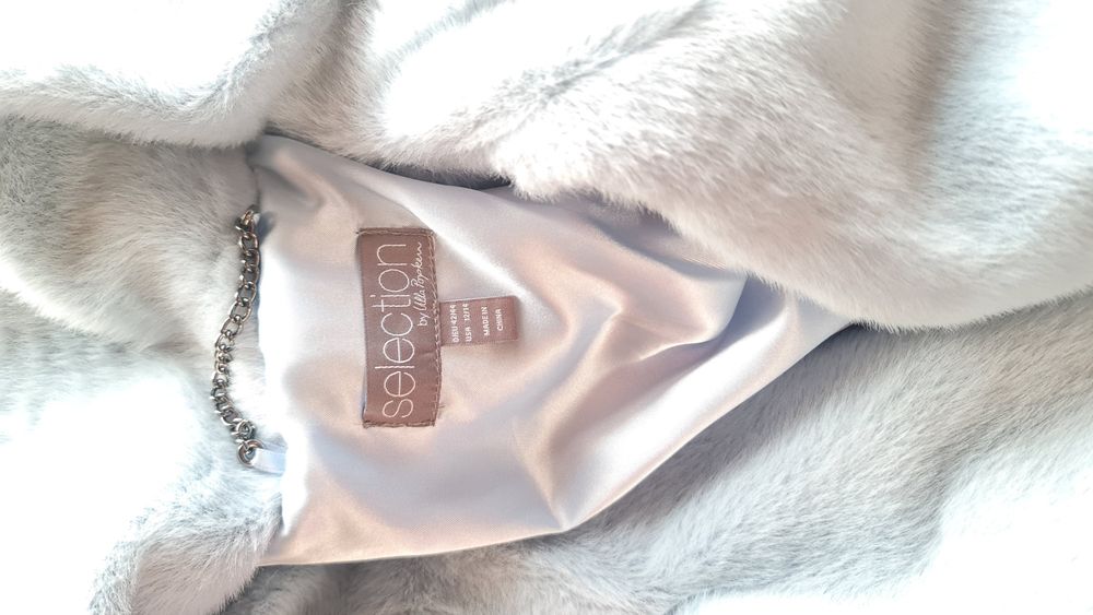 Дамско късо палто, от изкуствен косъм в небесно синьо