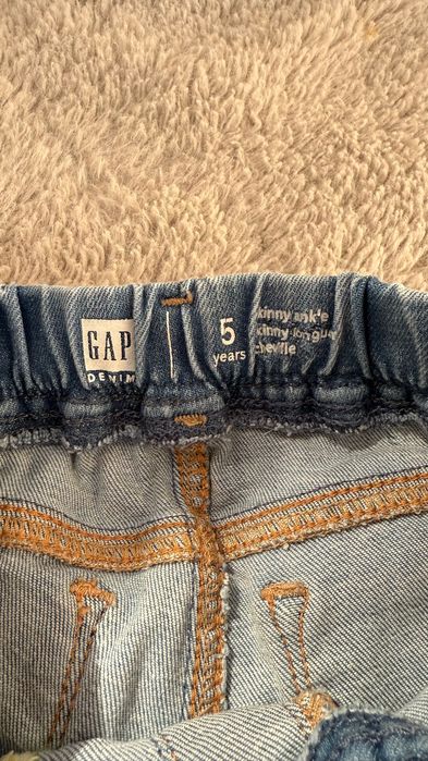 Детски дънки GAP 5г.