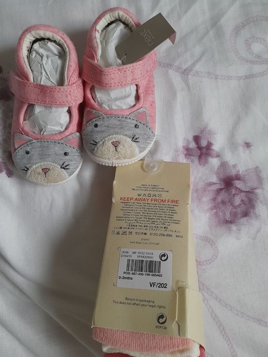 set papuci sosete bebe roz fata fetita next nou eticheta