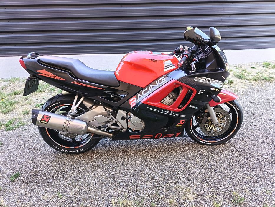 CARENE / MOTO / honda cbr 600 F