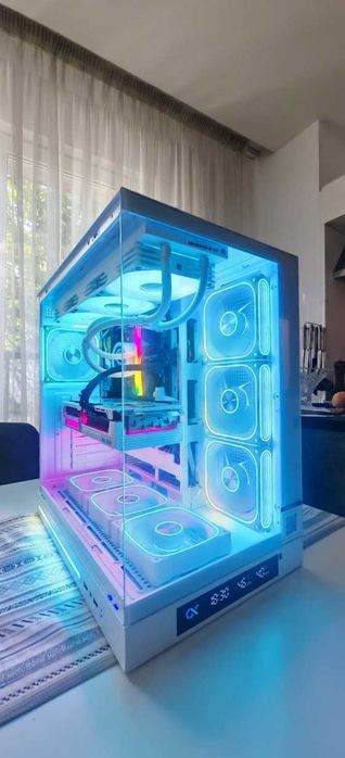 Мощно ТОП Геймърско PC Ryzen 7 9800X3D/64Gb Corsair/1.5TB SSD/RX 9070XT 16Gb/WiFi&BT/Гаранция