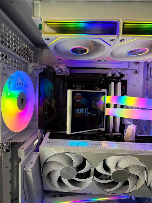 PC Ryzen 9 9950X3D/X870E/RTX 5080/32GB/AIO 360MM/1000W /Garantie/TVA!