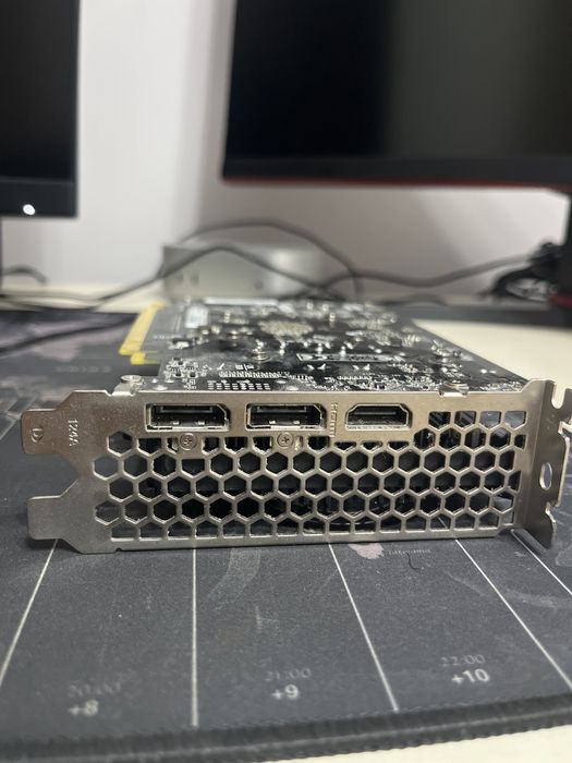 Видеокарта GTX 1650
