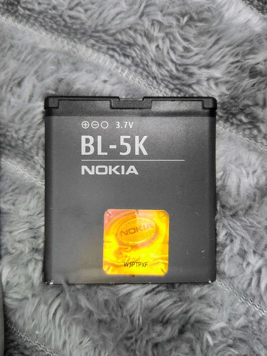 Телефон Nokia C7 доста запазен