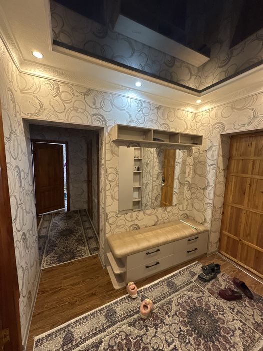 Уй сотилади Сувсоз 1, 3 хона 1-кават 4-этажли уйда