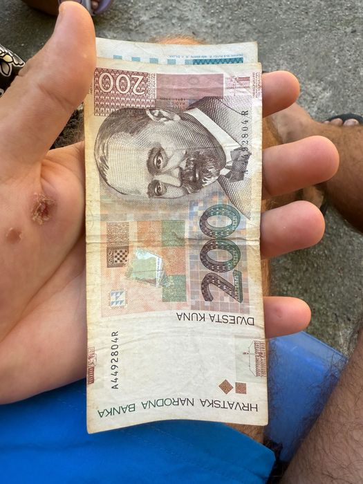 vând bancnote pentru colecționari