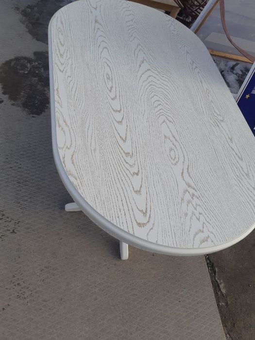 стол для вашего удобства в доме