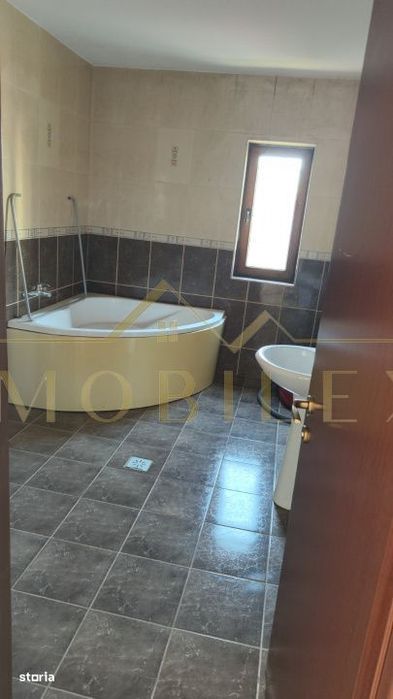 Apartament cu 3 camere/ 113 mp Calea Turzii