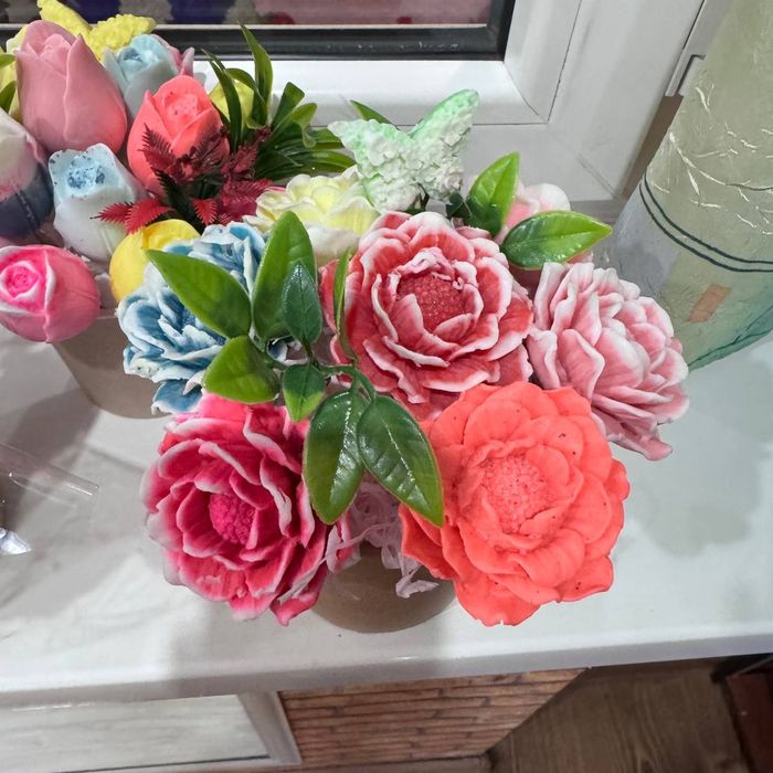 Композиции букеты цветы Мыло