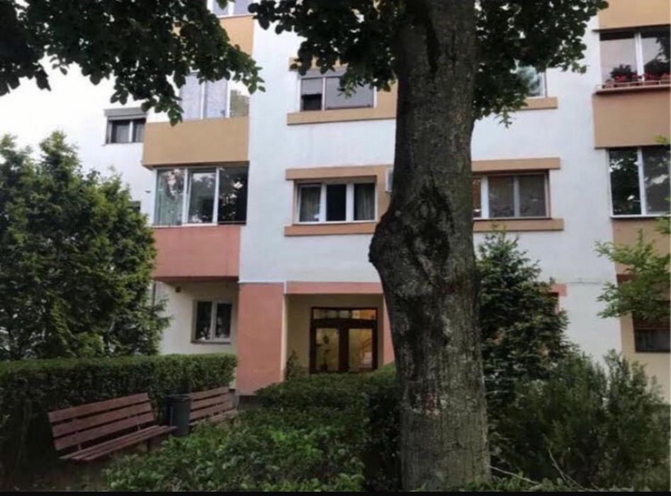 proprietar închiriez apartament 3 camere zona Torontalului Iulius Mall