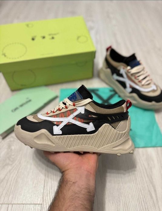 Off white new la cutie .