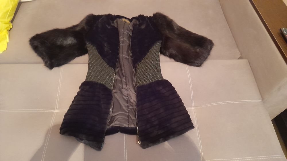Продам шубку женскую