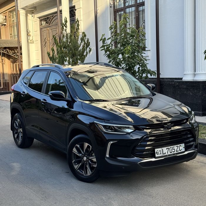 Tracker 2025 Premier plus