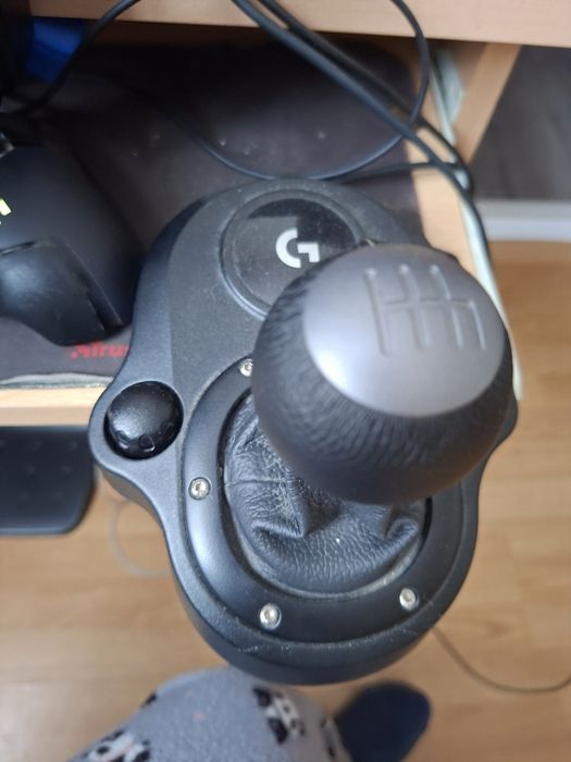 Logitech G923SE комплект
