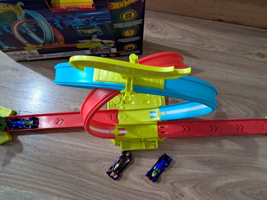 Писти Hot wheels