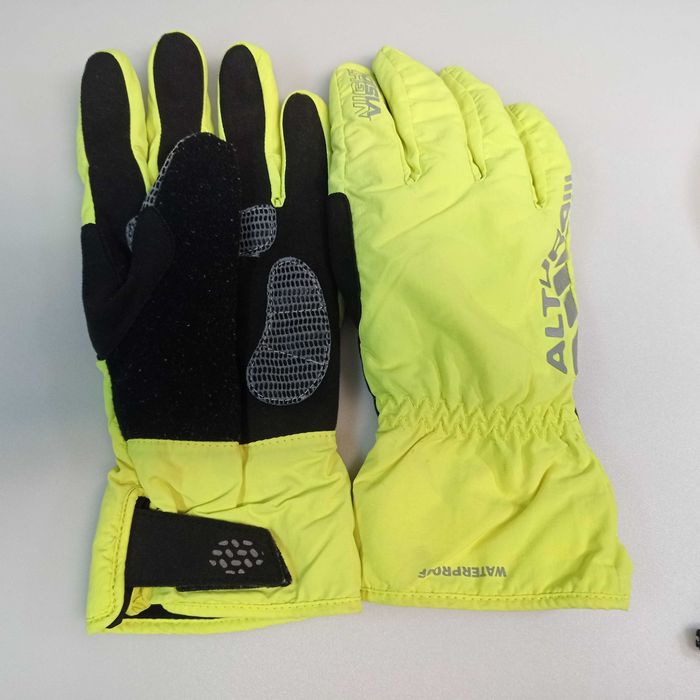 Burton Grenade Level  Buff  Core Scott Columbia