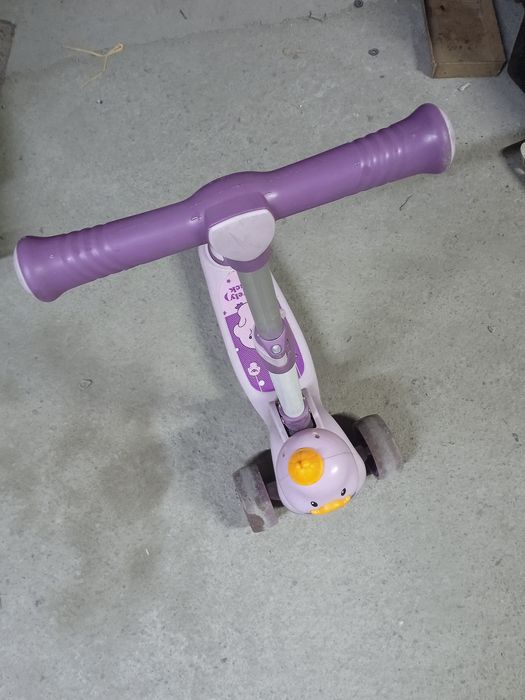 Продам самокат детский