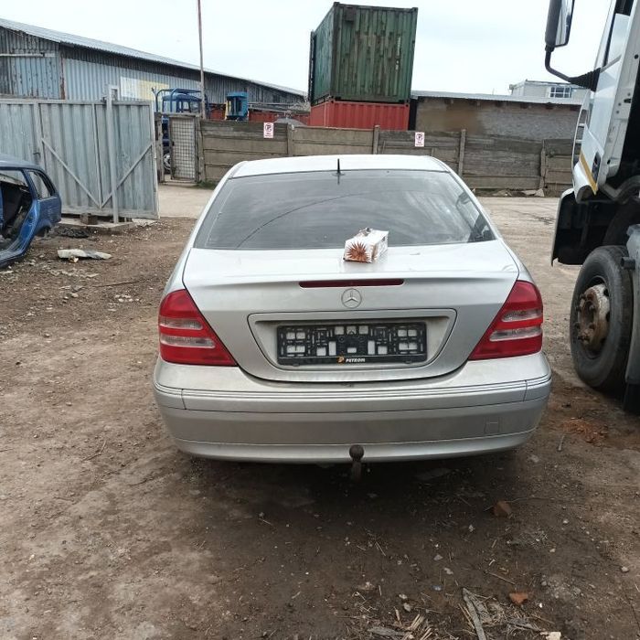 Dezmembrari  Mercedes-Benz C-CLASS (W203)  2000  > 2007 C 200 Kompres