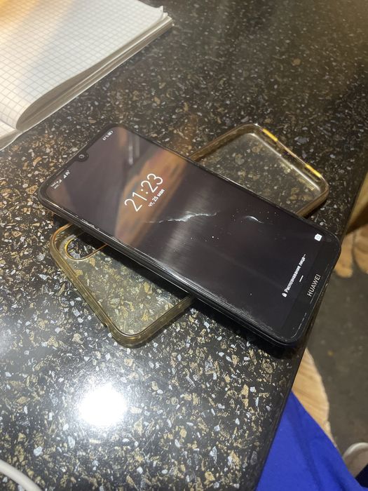 Смартфон HUAWEI Y6 2019 2/32GB Midnight Black
