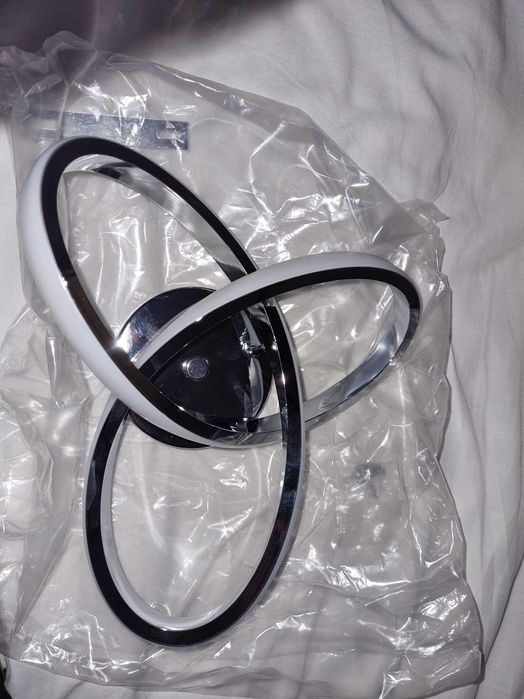 LED Лампа за дома или офиса.