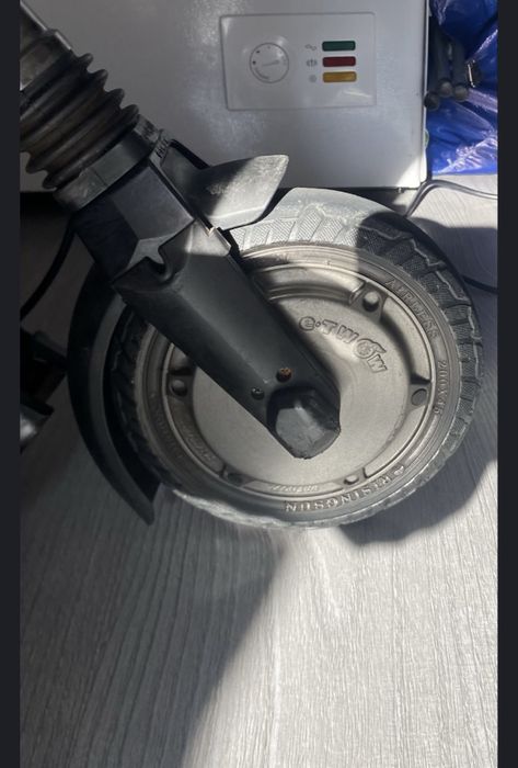 Se vinde E twow gt sl