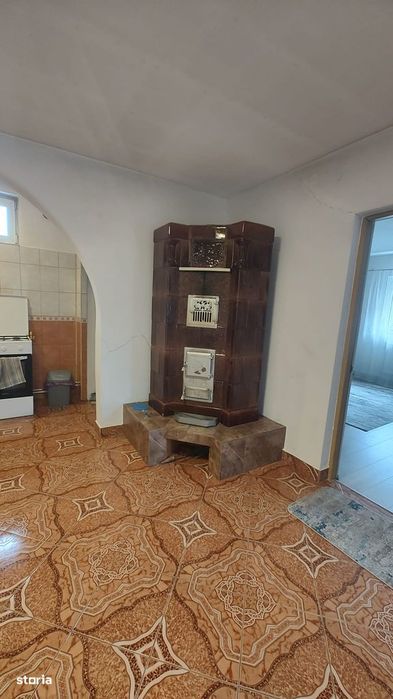 De vanzare casa,zona Ceangai