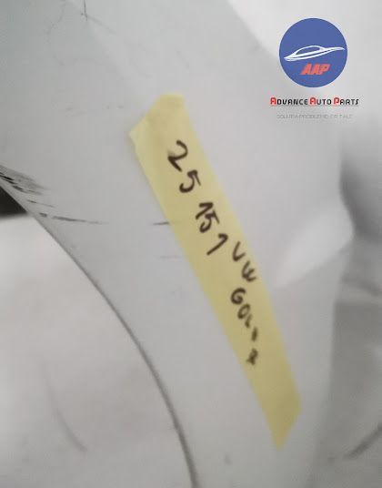 Предна броня оригинална със сензори и мивки Фолксваген / Volkswagen VW