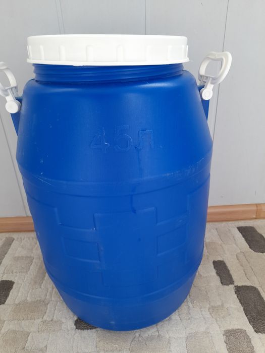 Продам бак для воды 45 л